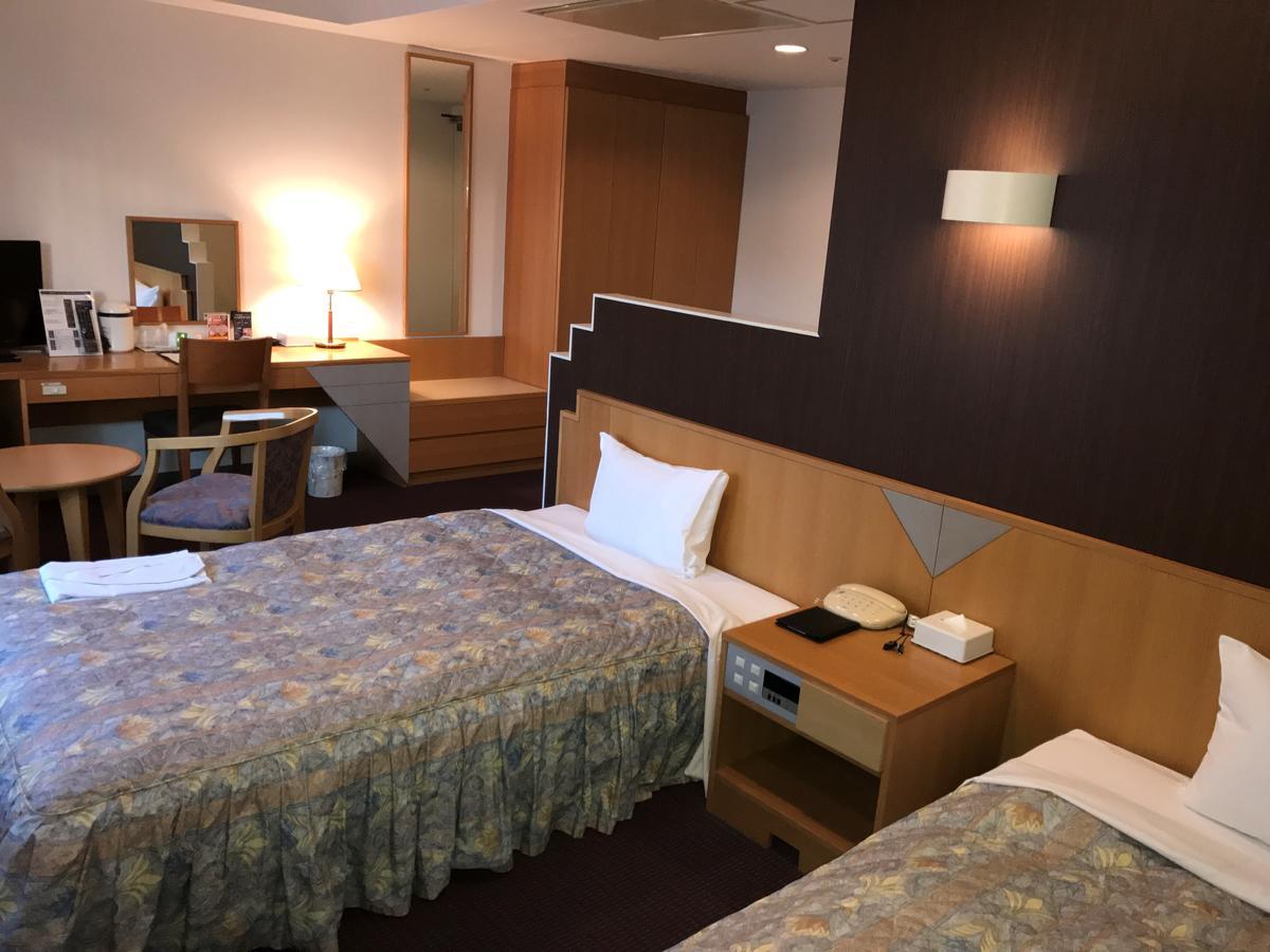 Shin Sayama Hotel Eksteriør billede